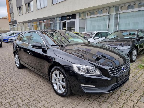 Volvo V60 2.0 D2 88kW Manual / ALU 17''